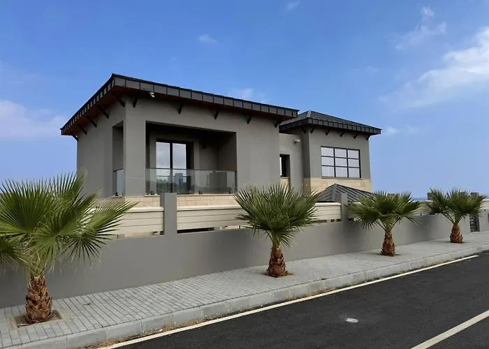 Suat Houses