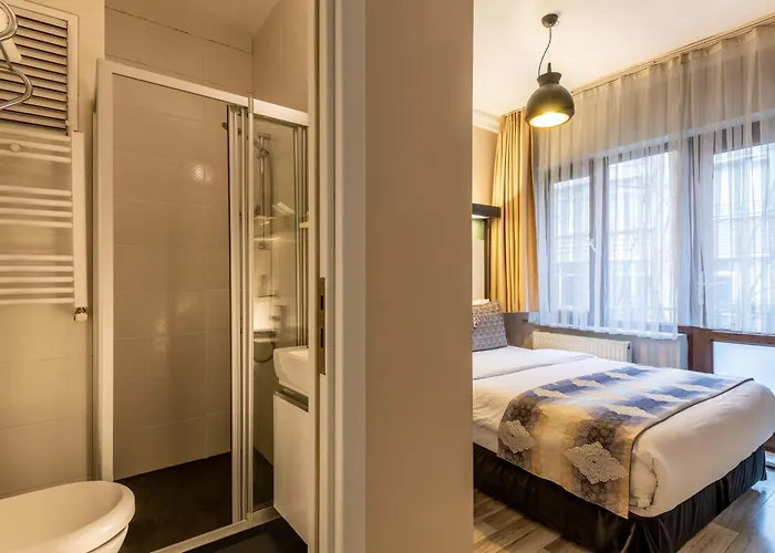 The Street Apartments By Platine