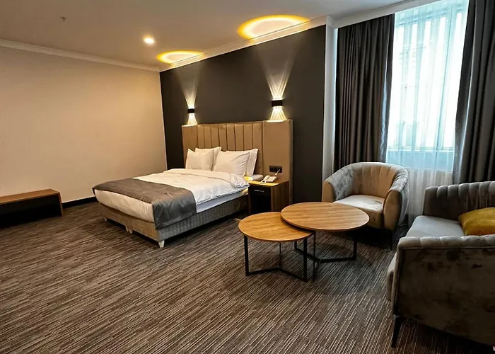 Home Plus Hotel