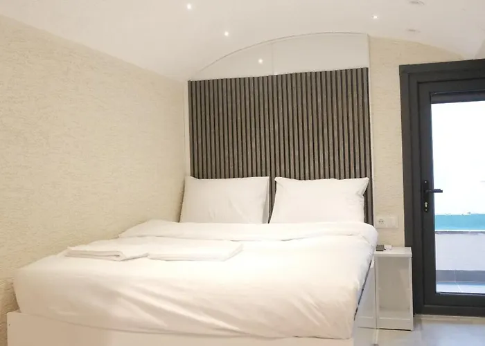 Tac Hotel