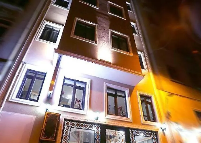 Maxwell Hotel