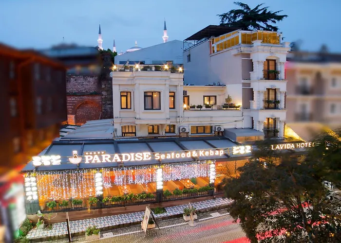 La Vida Old City Hotel