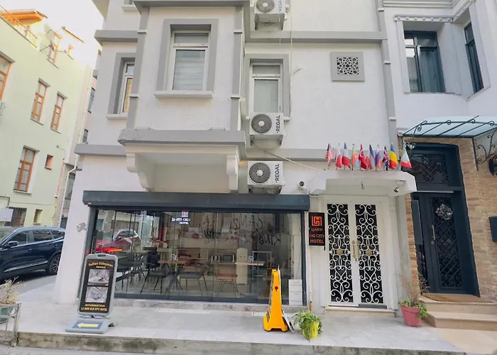 La Mer Old City Hotel