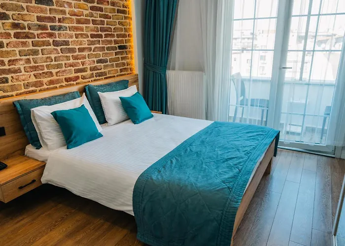 Taksim Santa Lucia Hotel