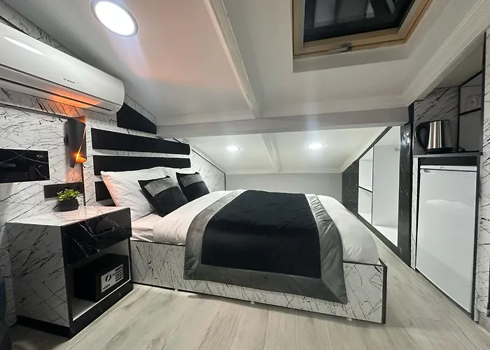 Taksim Larissa Hotel Suites