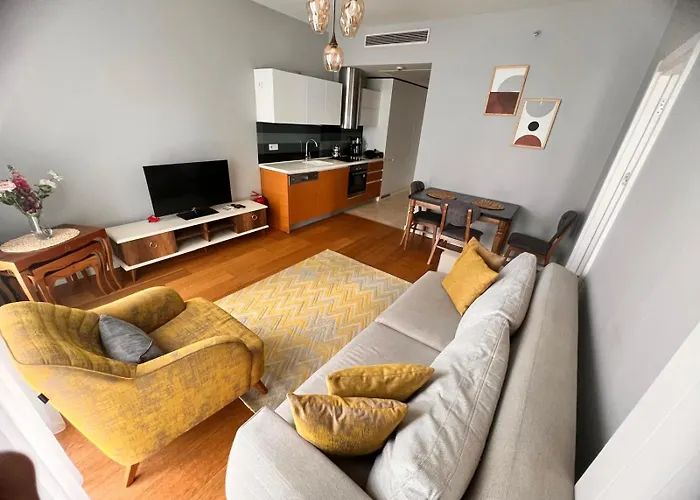 Divan Residence - Guenesli Near Atakoey Metro Station