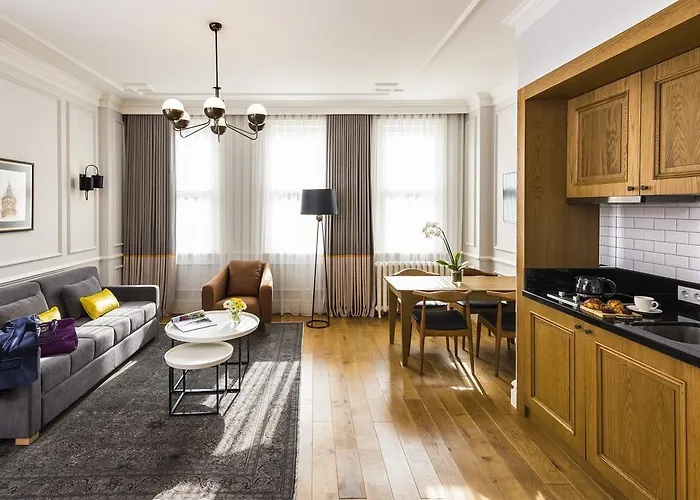 Nevv Bosphorus Hotel & Suites