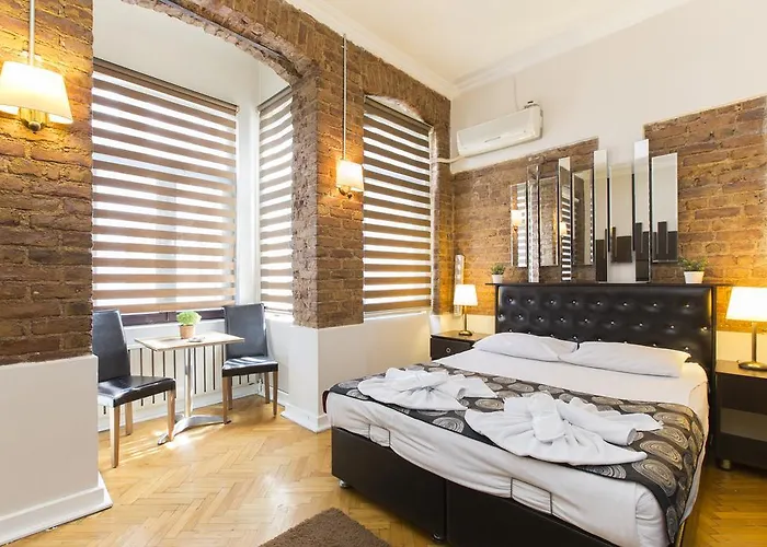Taksim Aygunes Suite