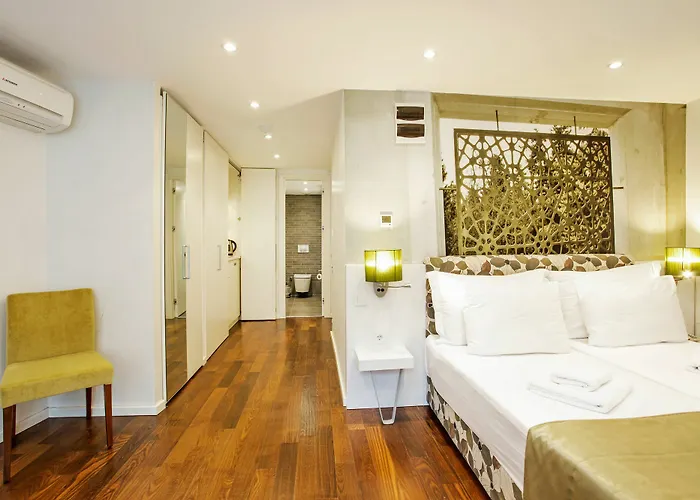 Nish Istanbul Suites & Hotel