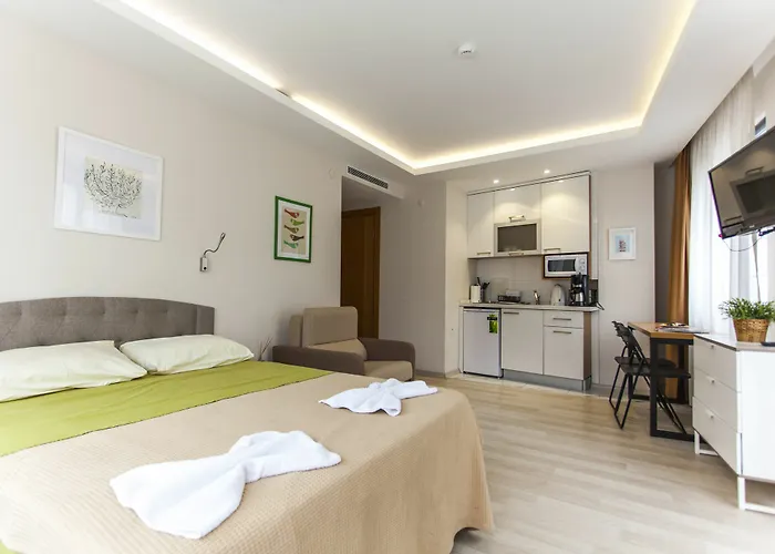 Holas Apartments