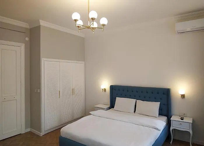 Verna Hotel