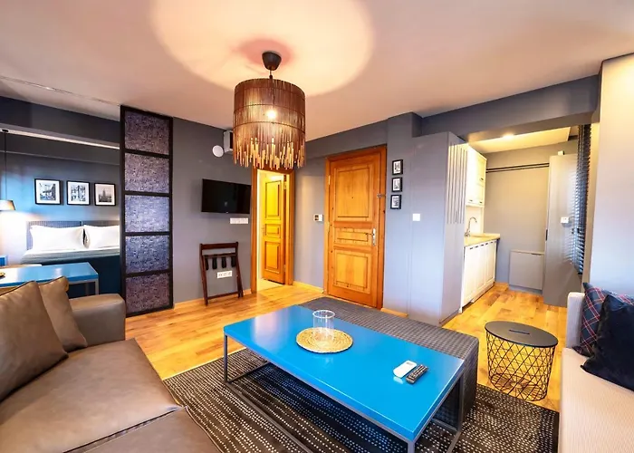 Bguest Pera Suites