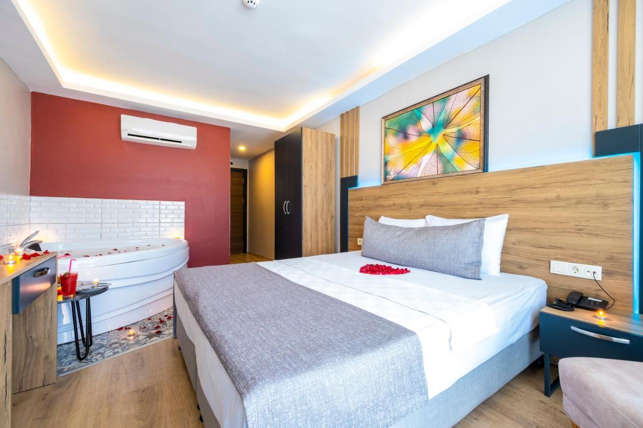 Rush Hotel