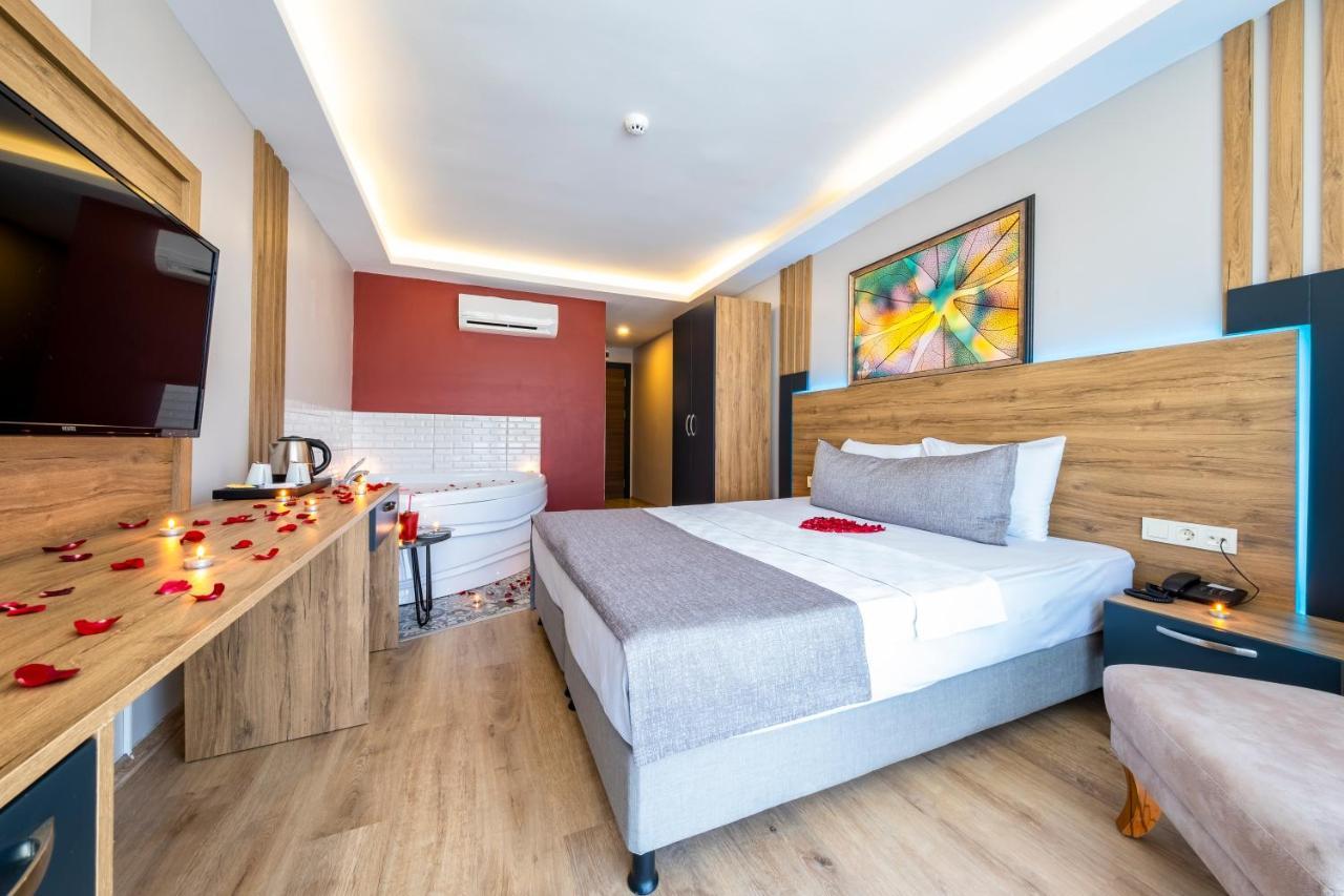 Rush Hotel 3*
