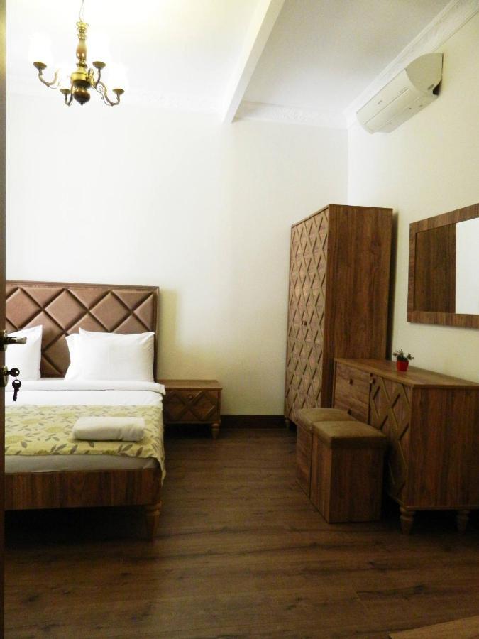 Taksim Family Flats *