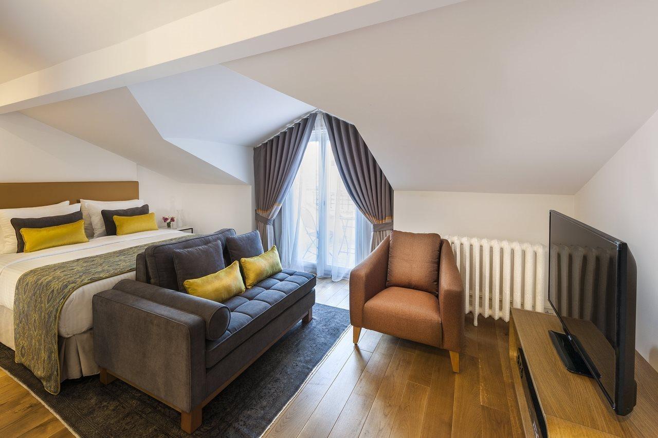 Nevv Bosphorus & 3*