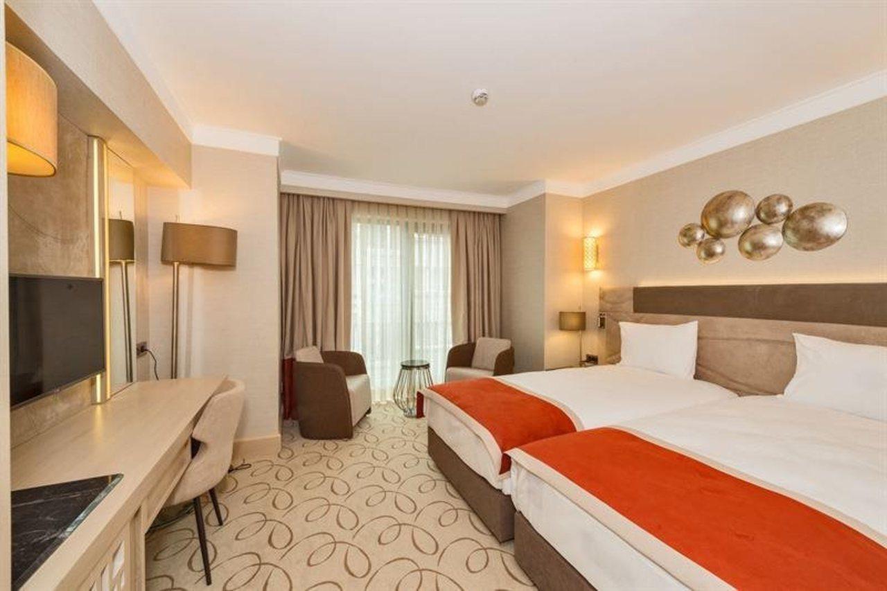 Mare Park & Hotel 4*