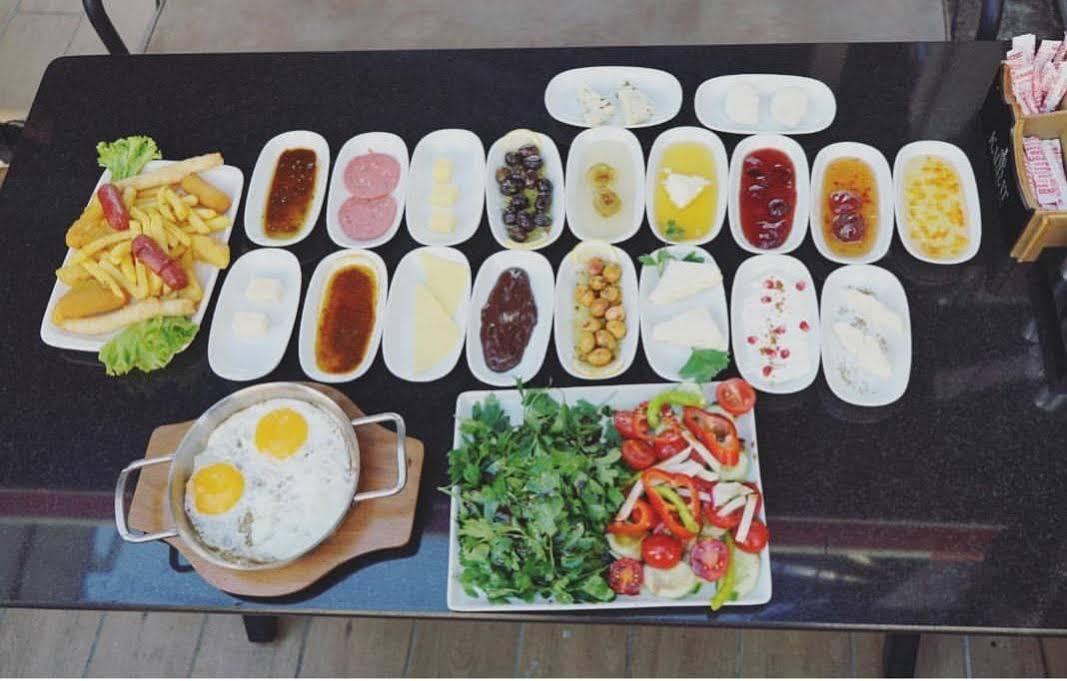 Apart Otel Taksim Yazıcı