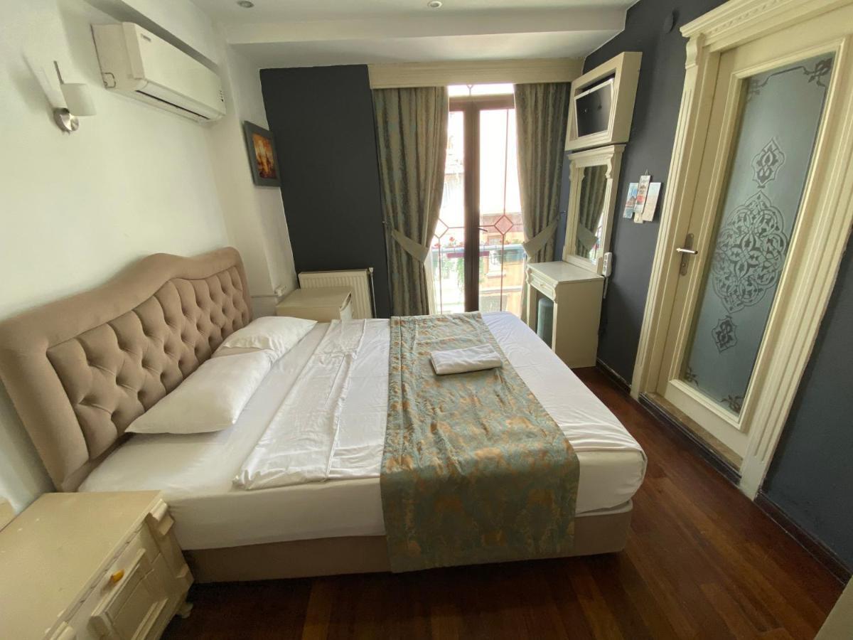 Hotel La Petite Maison 3*