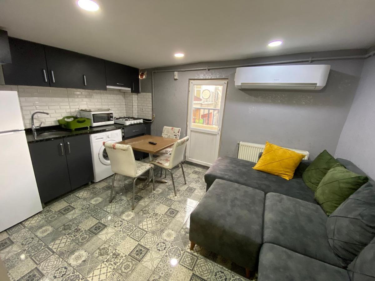 Orange Airport Hotel 3*