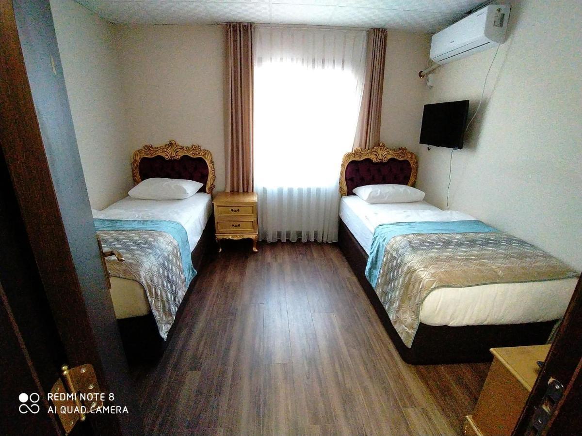 Hotel Camellia *