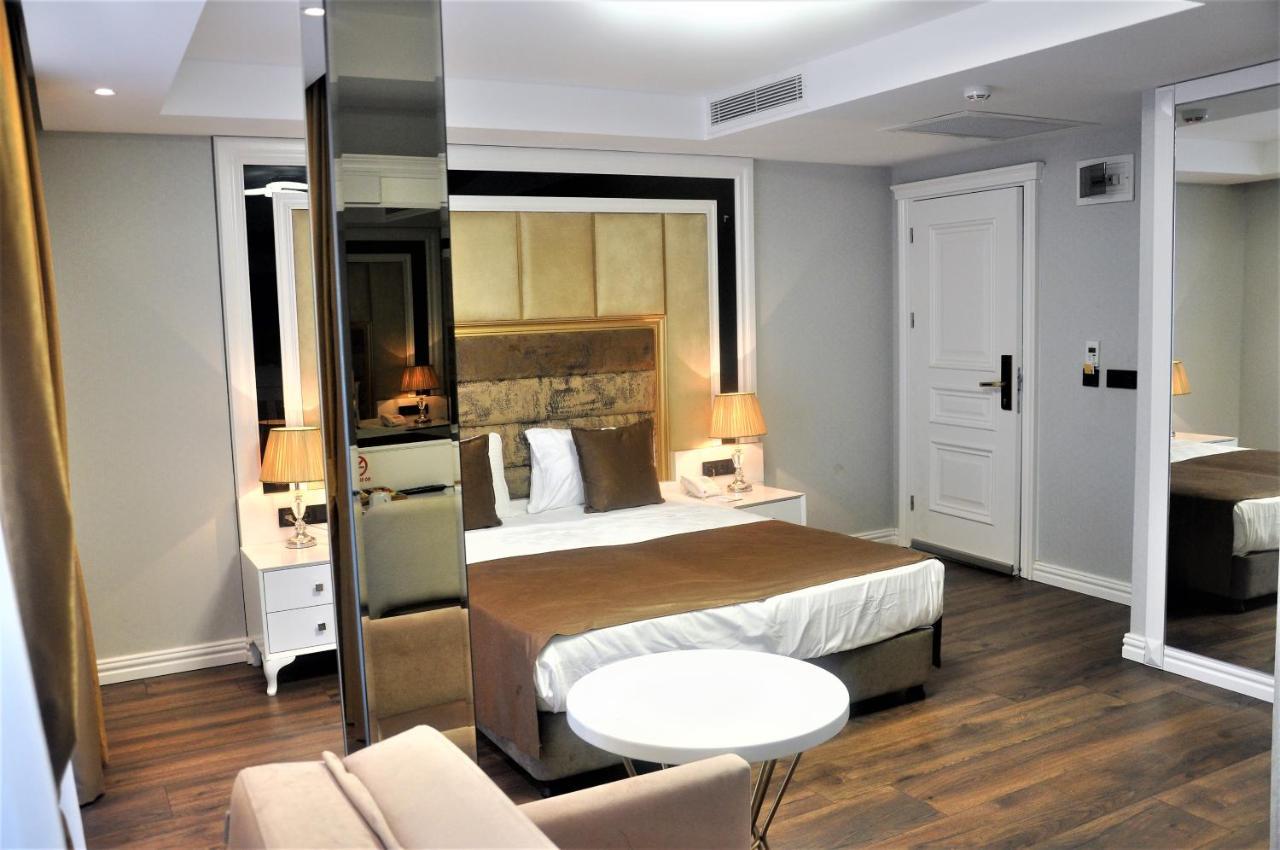 Pell Palace & 2*