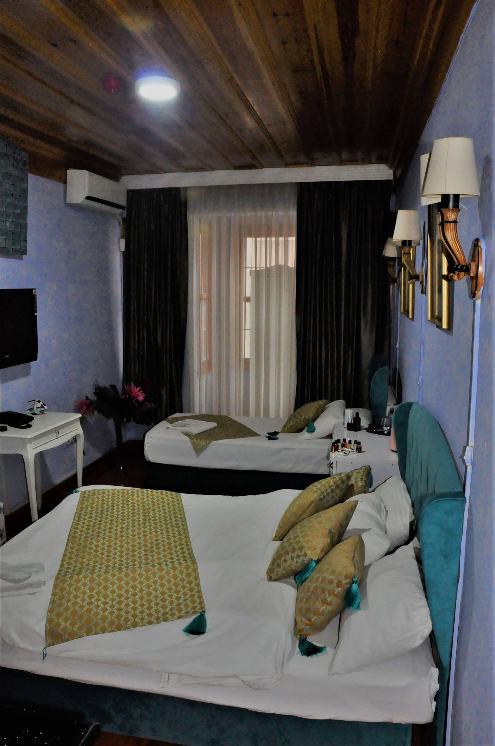 Hotel The Trip Old