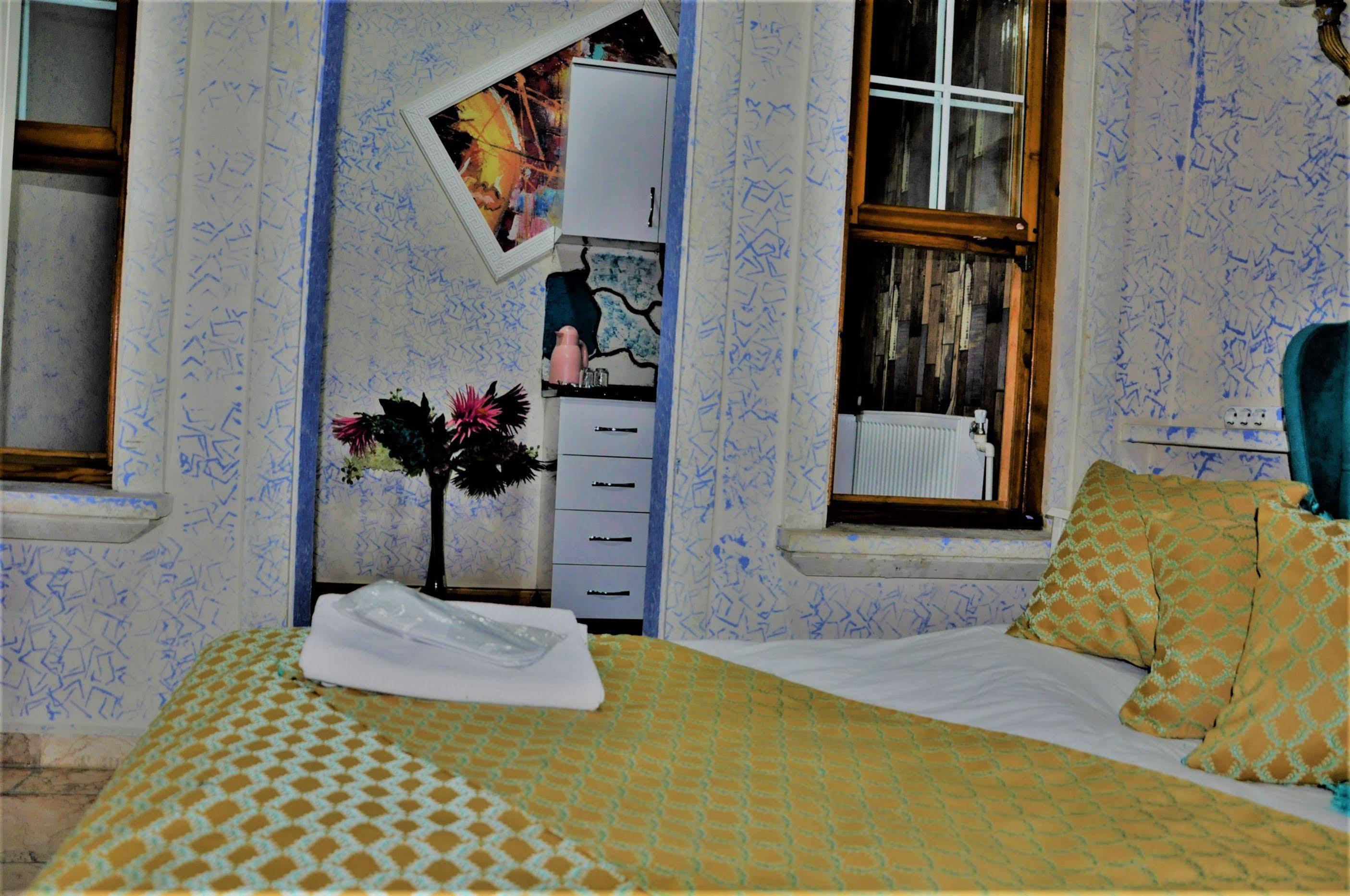 Hotel The Trip Old