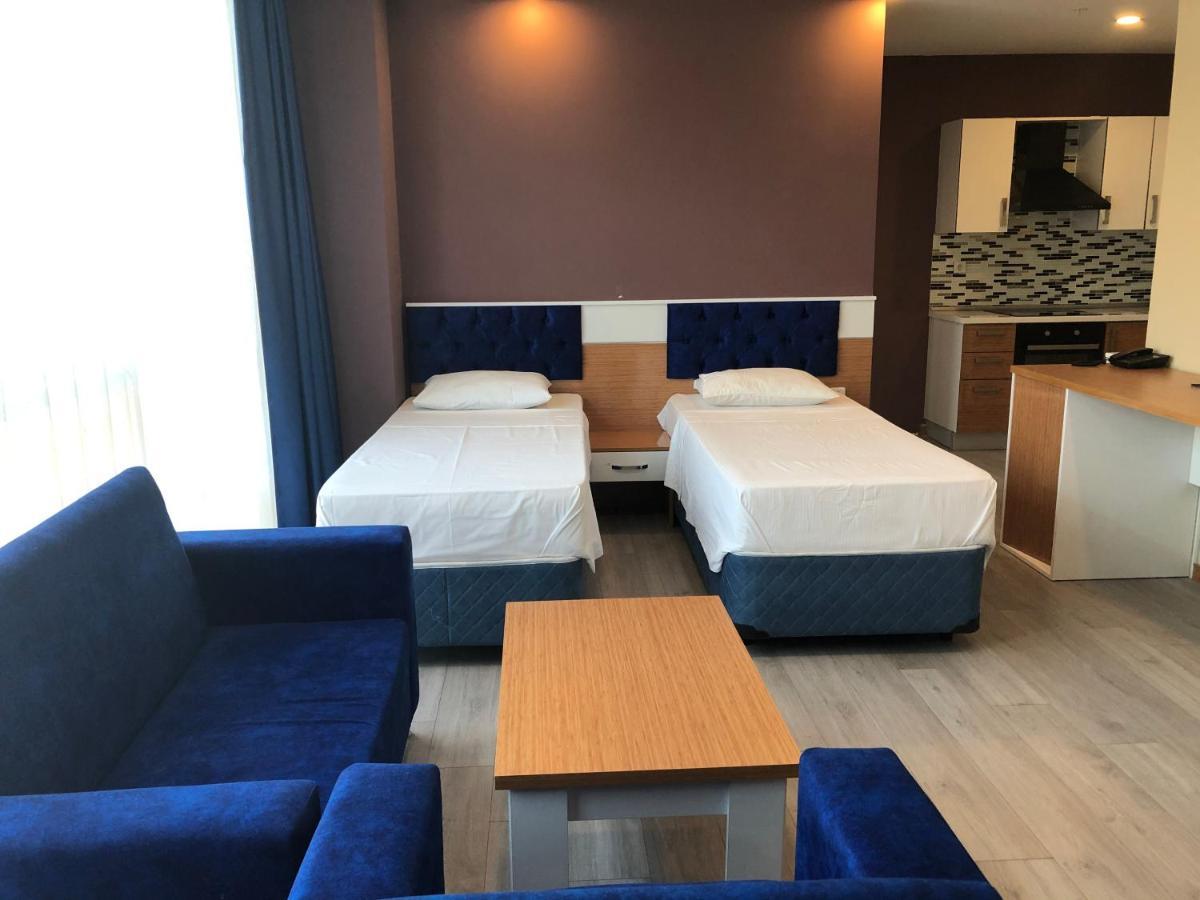 Skyblue Aparthotel *