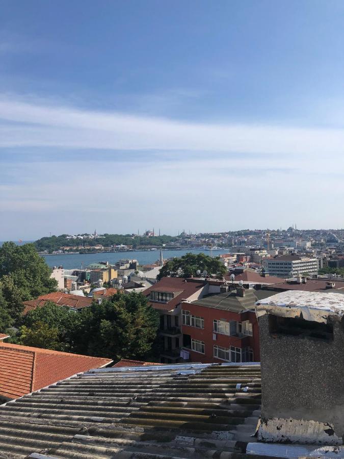 Aurora * İstanbul