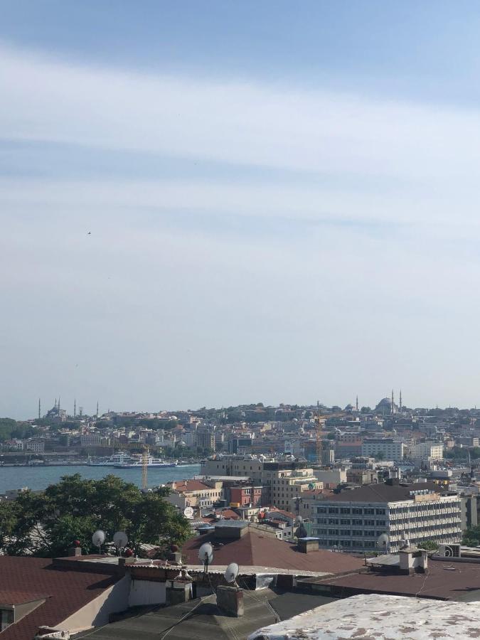 Aurora * İstanbul