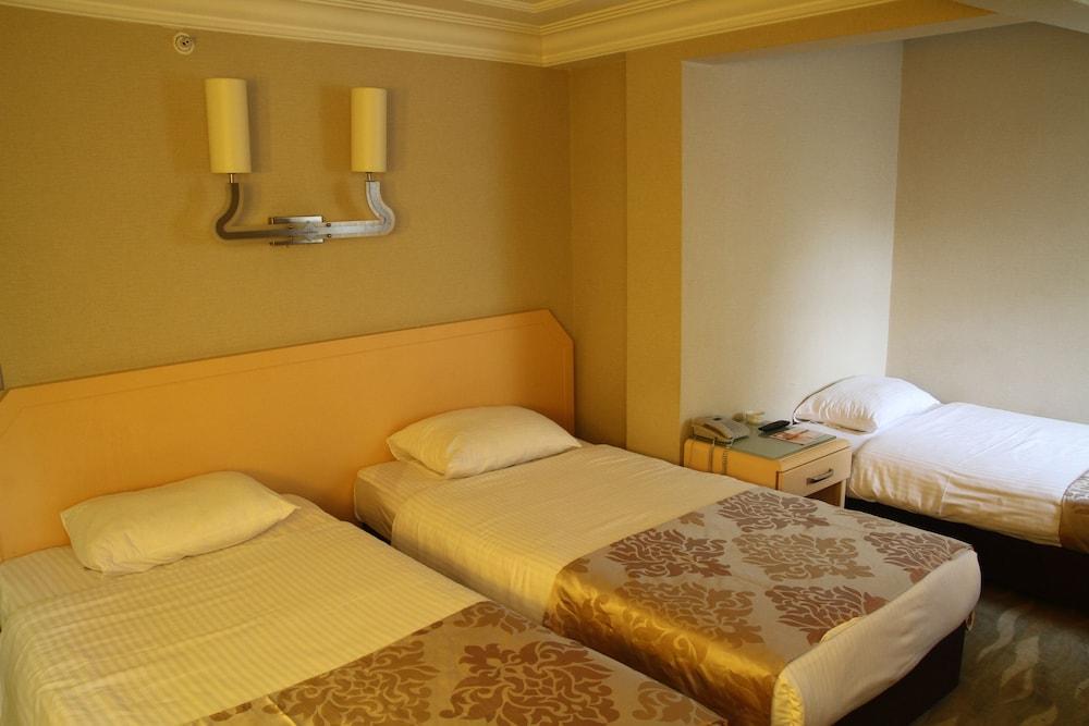 The Time Old Hotel 4*