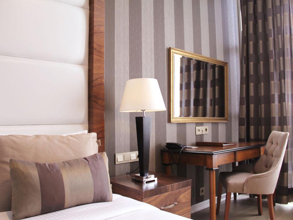 Manesol Fuar Hotel