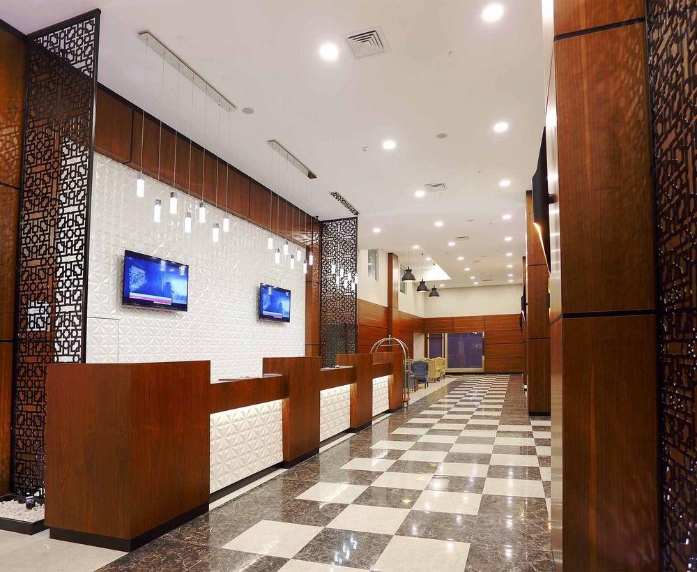 Hotel Manesol Fuar 4*