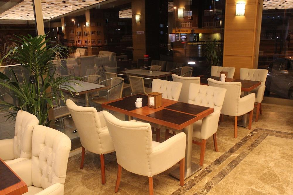 Grand Avcilar Hotel 3*