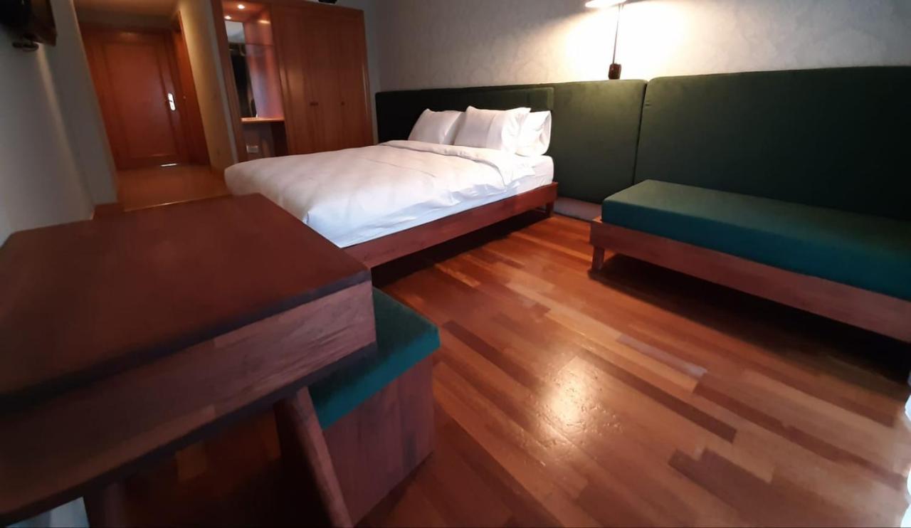 My Roomi Hotel 4*