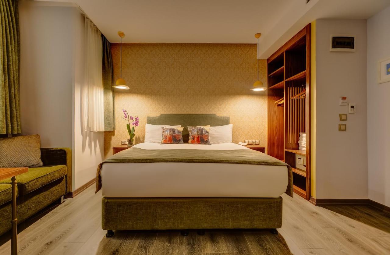 Sometimes Taksim Hotel 3*