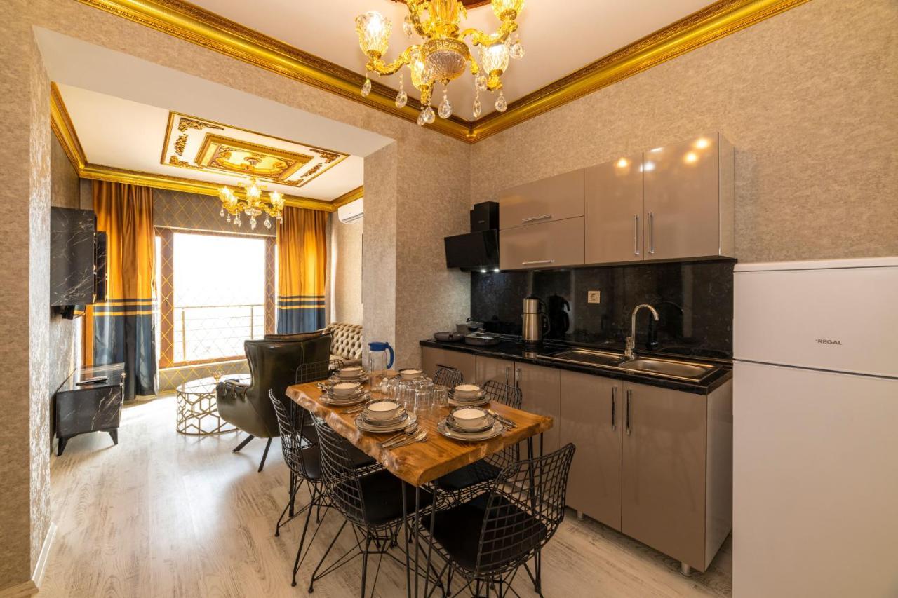 Taksim Square Luxury And Flats By Mesut