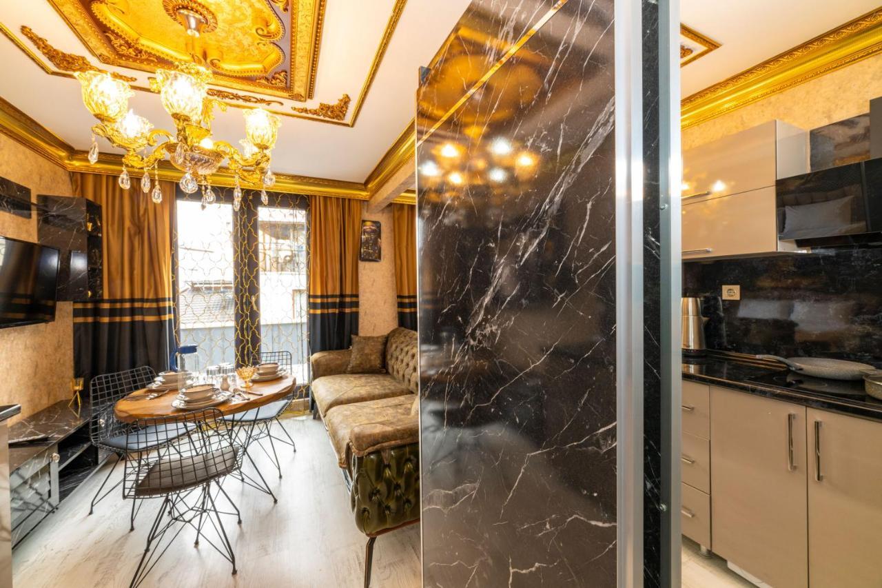 Taksim Square Luxury And Flats By Mesut 3*