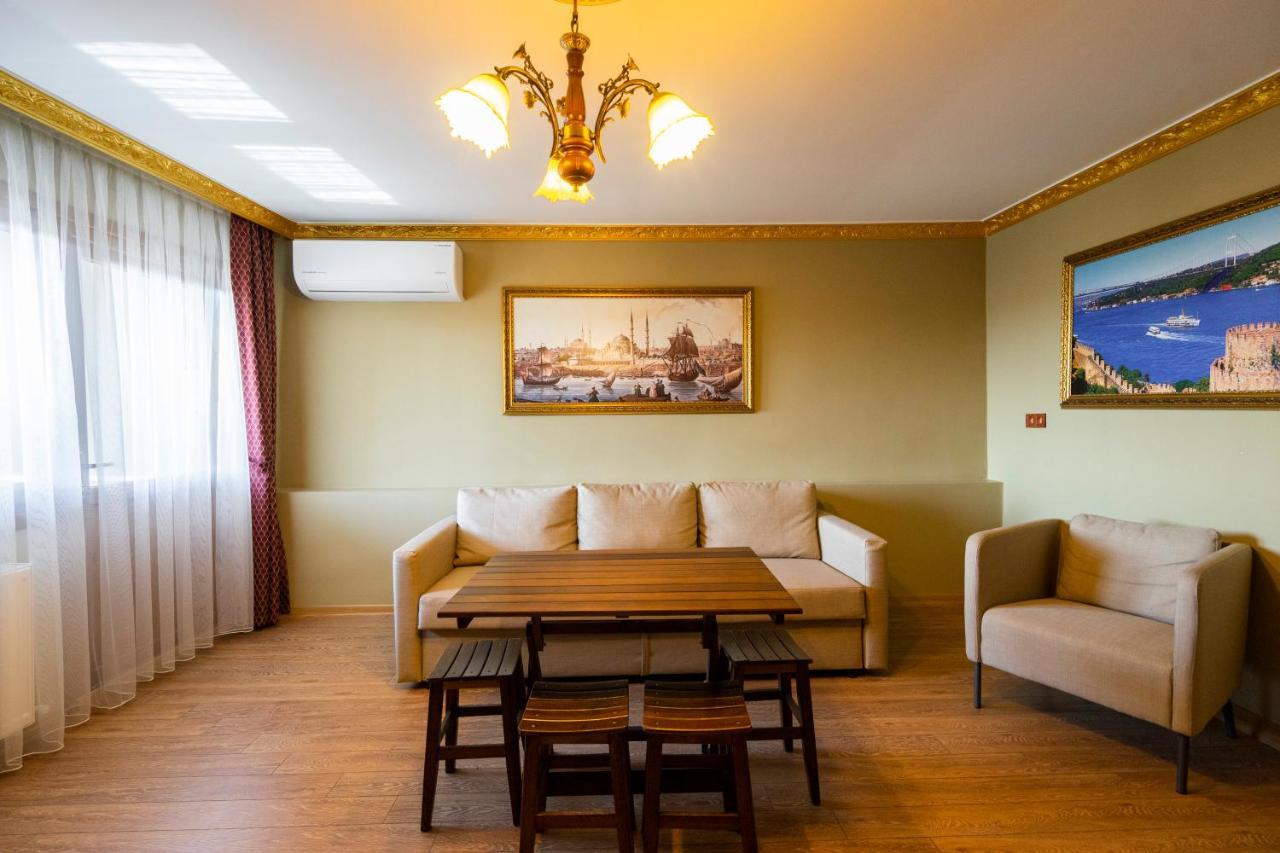 Apartment Ottoman Design