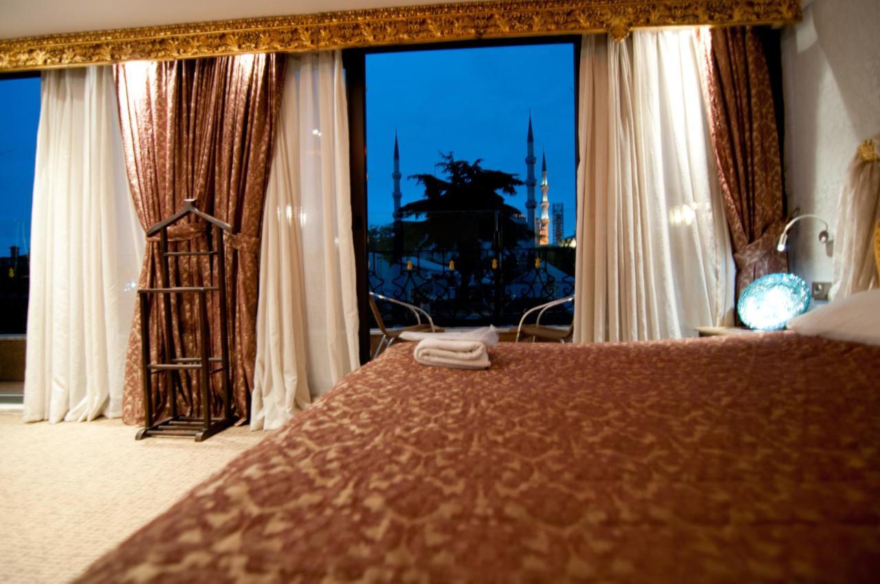 Grand Ambiance Hotel