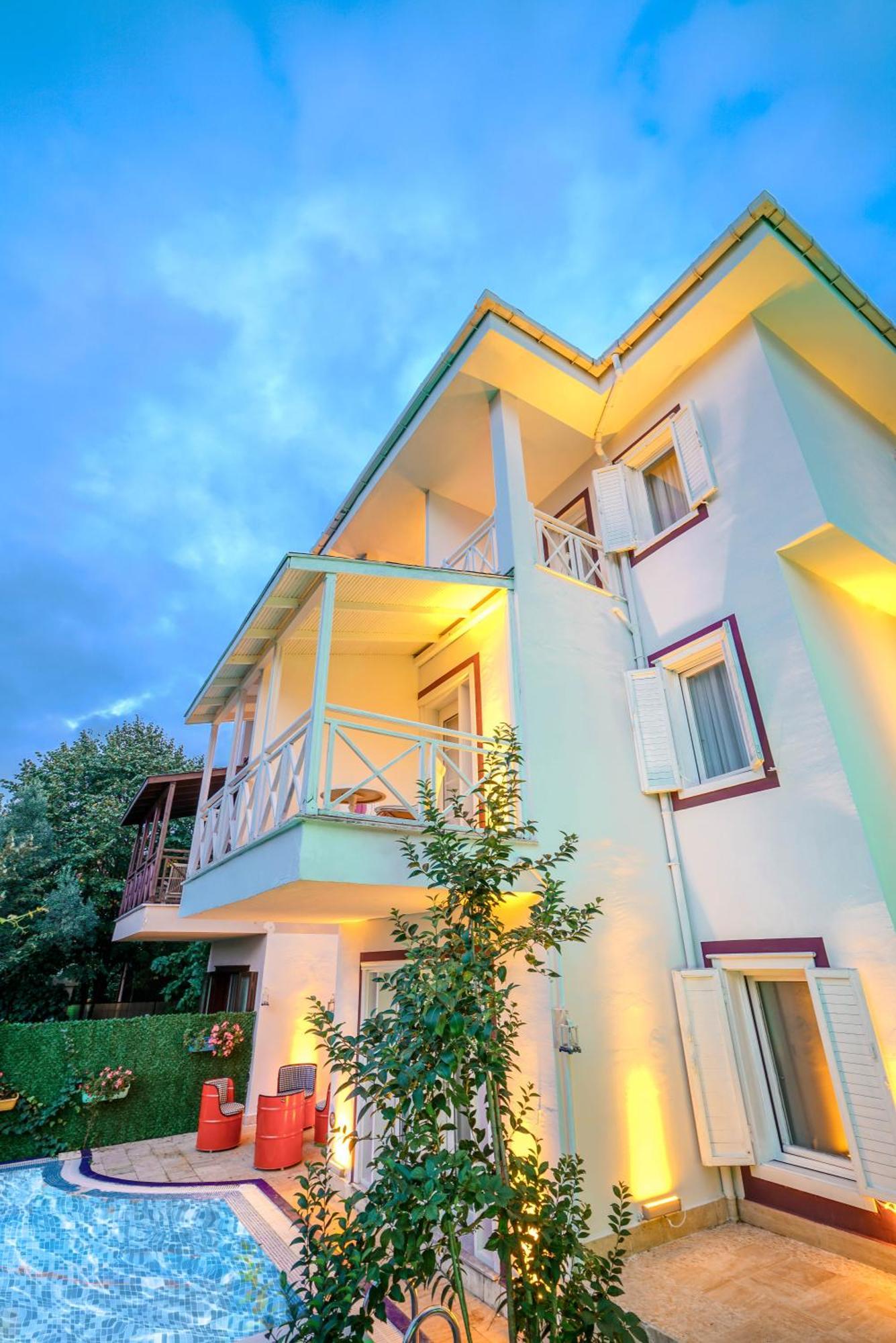 Otel Robin Hood 3*