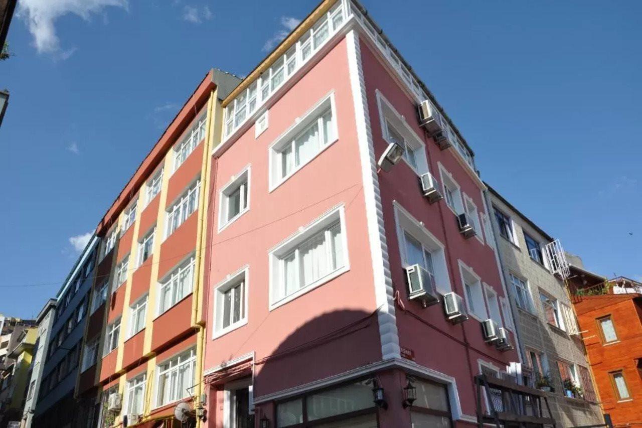 Huxley And Aparts Old Hotel 3*