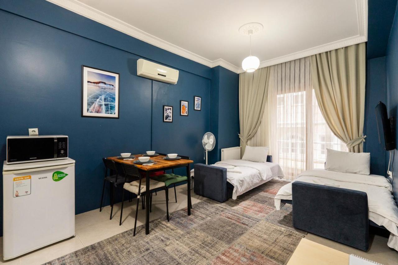 La Luna Suites
