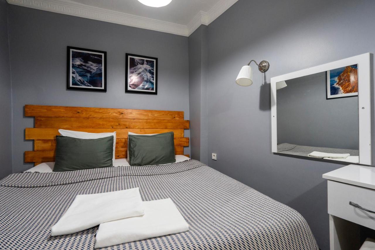 La Luna Suites Aparthotel
