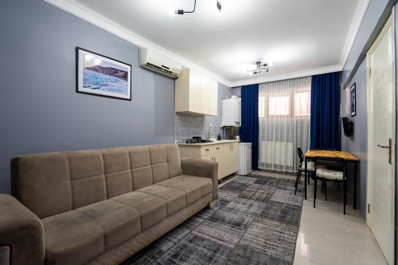 Aparthotel La Luna Suites *