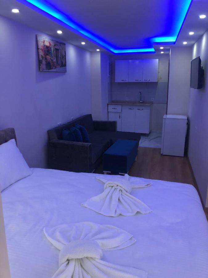 Darkblue Hotel 2*