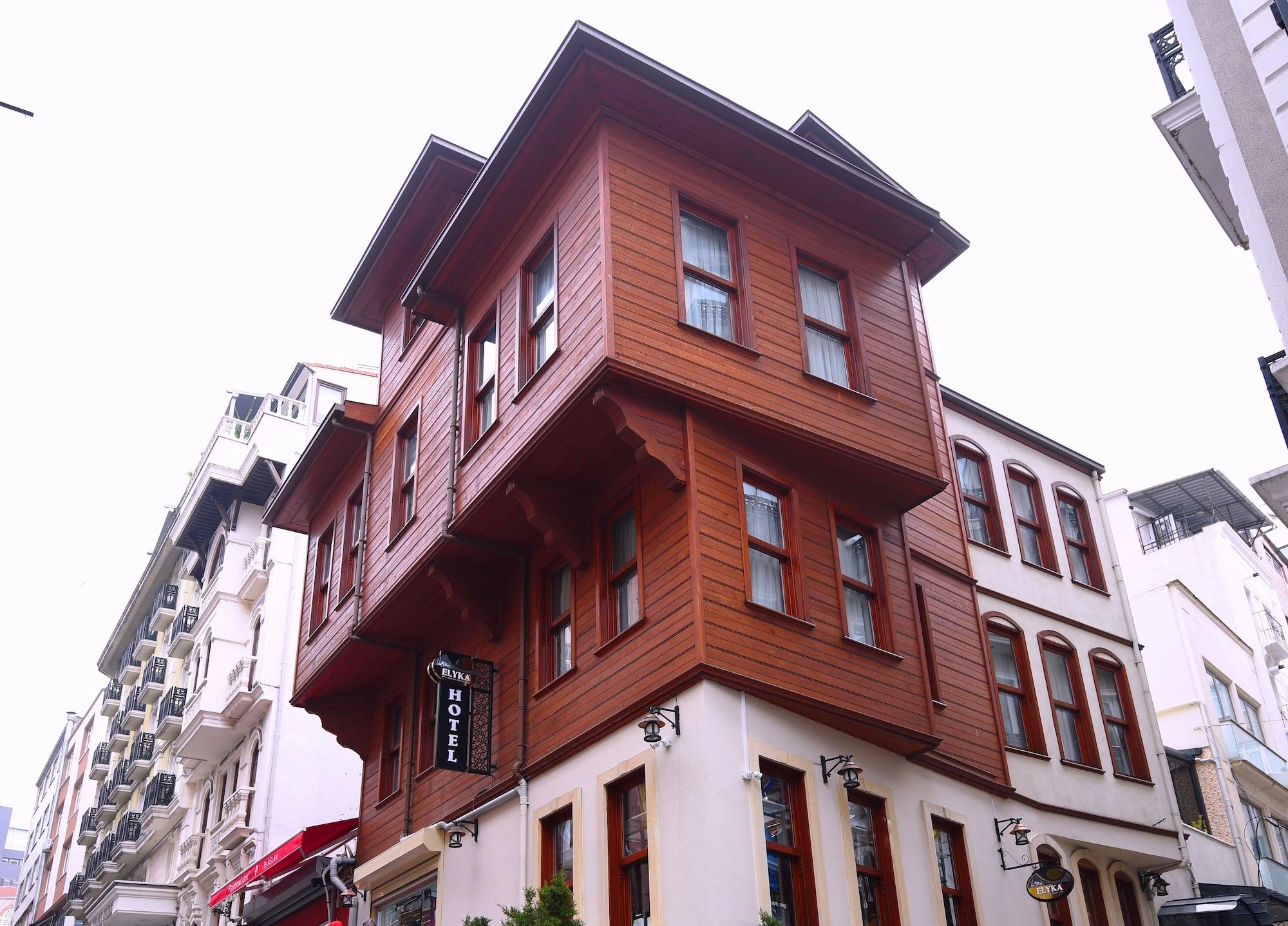 Hotel Elyka 2*