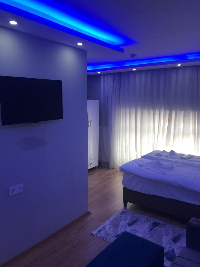 Darkblue