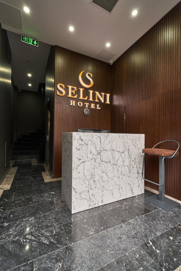 Selini Airport Hotel